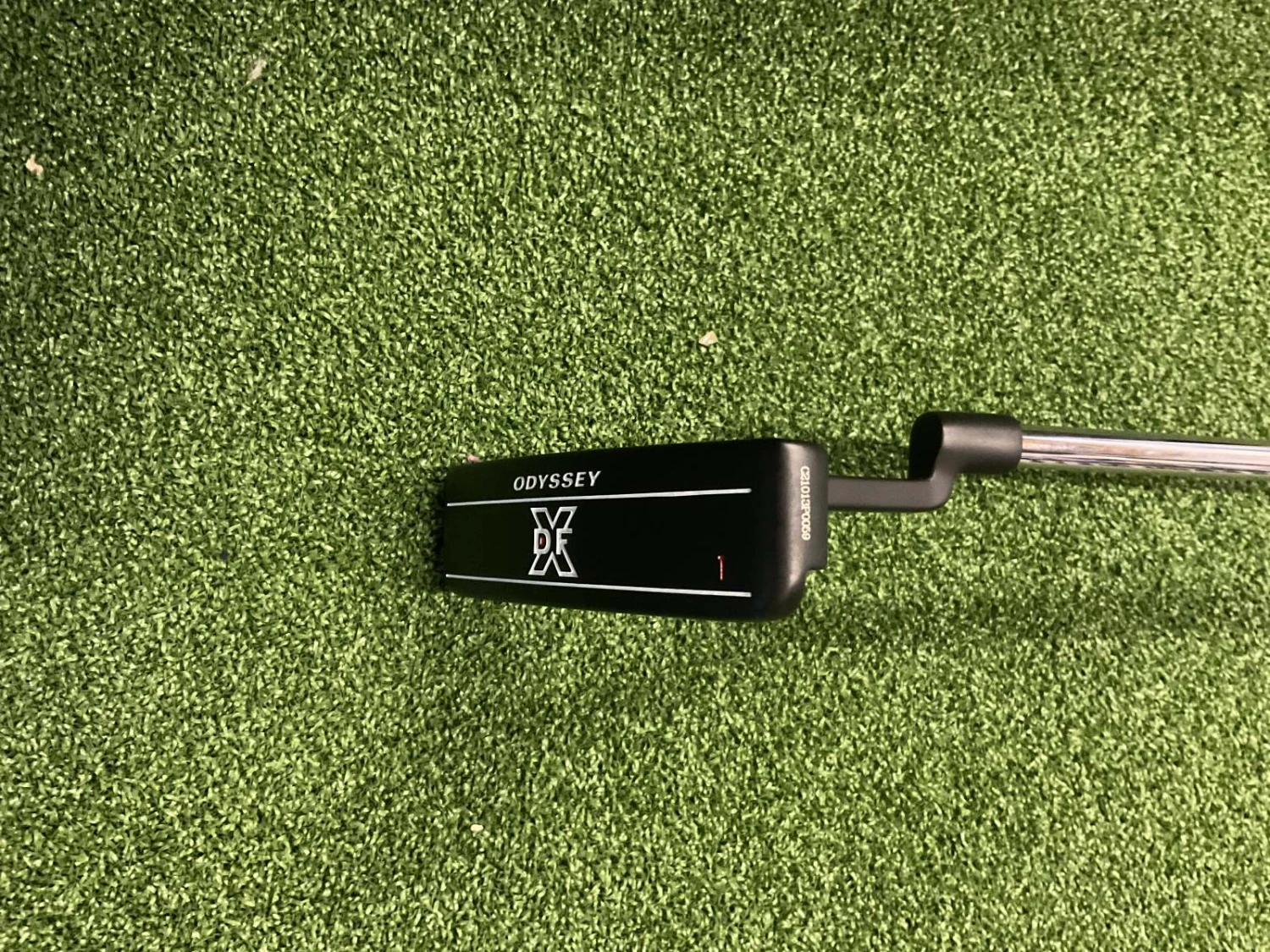 Odyssey DFX 1 Putter - 34'' - Image 11