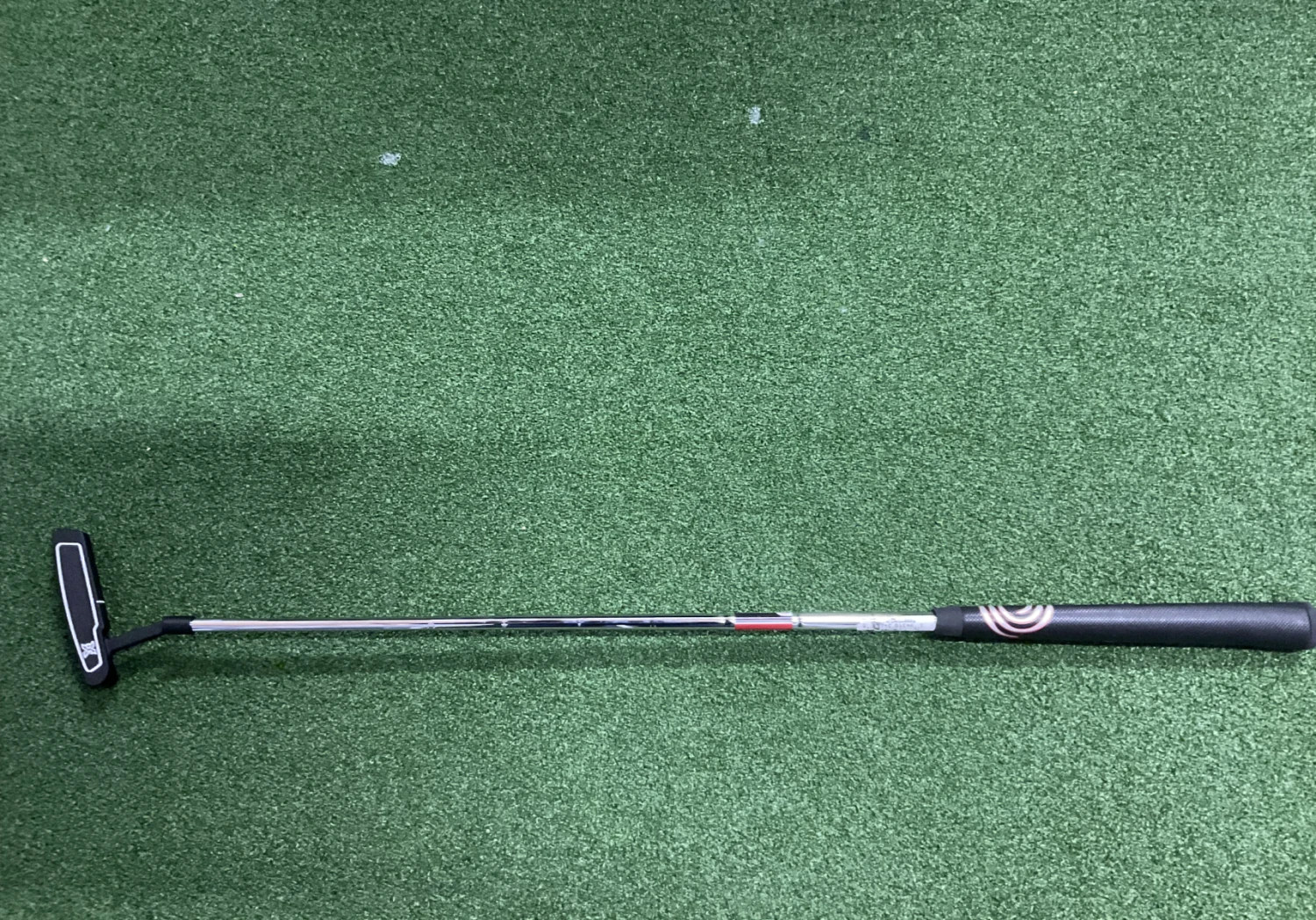 Odyssey DFX 1 Putter - 34'' - Image 10